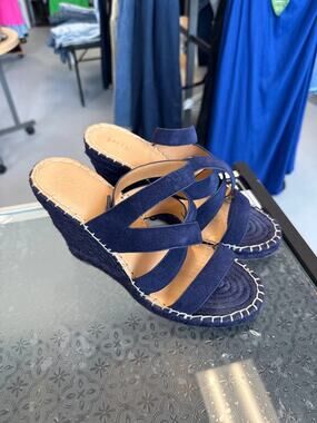 New Joie Navy Wedges Size 39 US 8.5